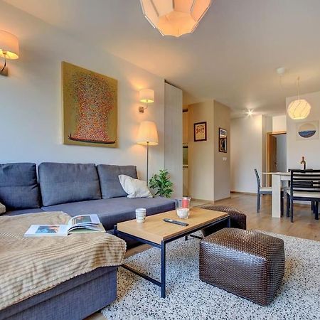 Spacious Home Office With Secure Garage In Софія Екстер'єр фото
